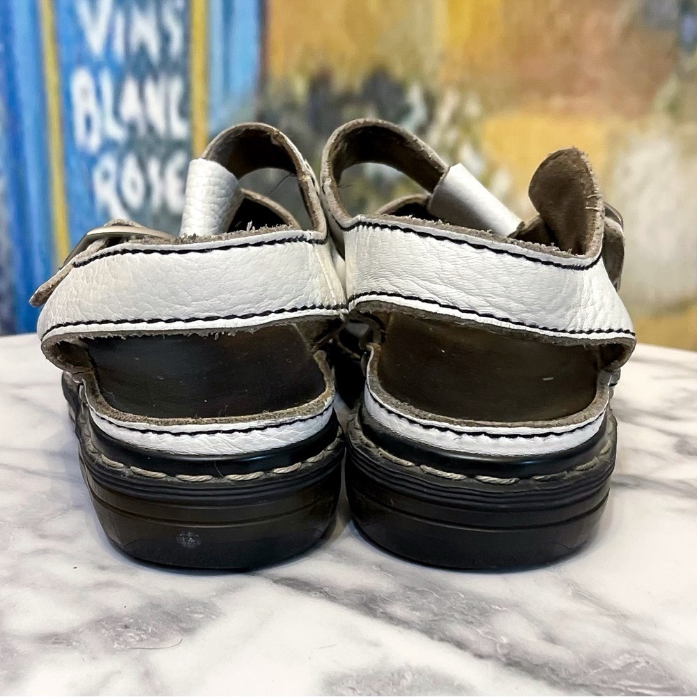 Dr. Martens Vintage Dunnet Leather Flower Sandal 90s White Size US 7 GUC - Picture 8 of 9